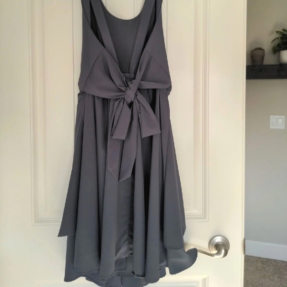 Grey flirty sundress - Picture 3 of 4